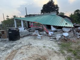 পূ্র্বাচলে বিনা নোটিশে বিএনপির কার্যালয় উচ্ছেদ করায় বিএনপি নেতাদের ক্ষোভ