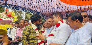 নারায়ণগঞ্জ-১ রূপগঞ্জ আসনে বিএনপি মনোনীত প্রার্থী দিপু ভূইয়া নির্বাচিত হওয়ায় নেতাকর্মীদের আনন্দ উল্লাস
