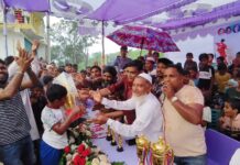 রূপগঞ্জে আরাফাত ফুটবল টুর্নামেন্ট ফাইনাল খেলা ও পুরুষ্কার বিতরণী অনুষ্ঠিত